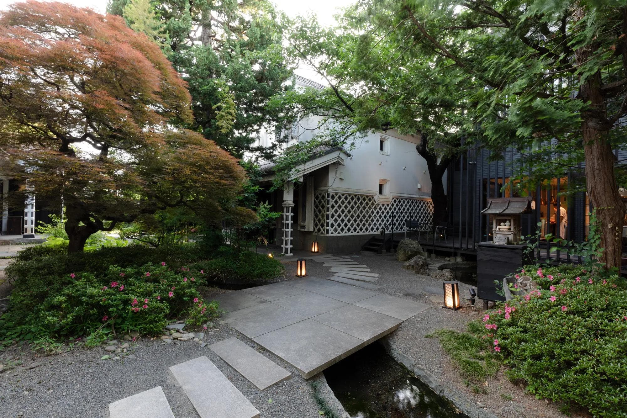 Gardens of Hikariya-Nishi restaurant